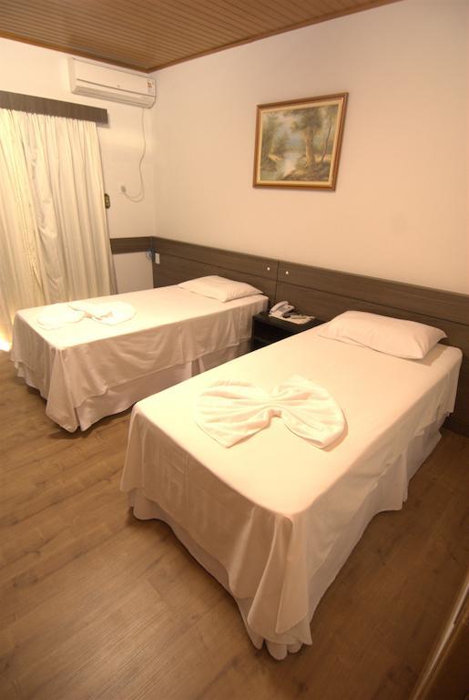 Novo Hotel Tinho Rio do Sul Rum bild